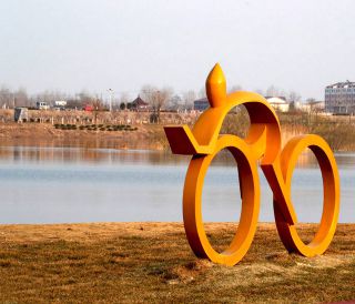 詳細(xì)認(rèn)識抽象雕塑