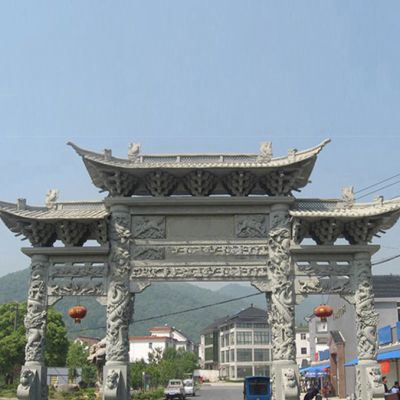 歷時千百年飽經(jīng)滄桑而依然存在的石雕山門牌坊