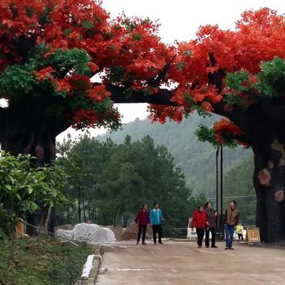 游樂(lè)園景區(qū)假樹(shù)大門 園林景觀仿木雕塑