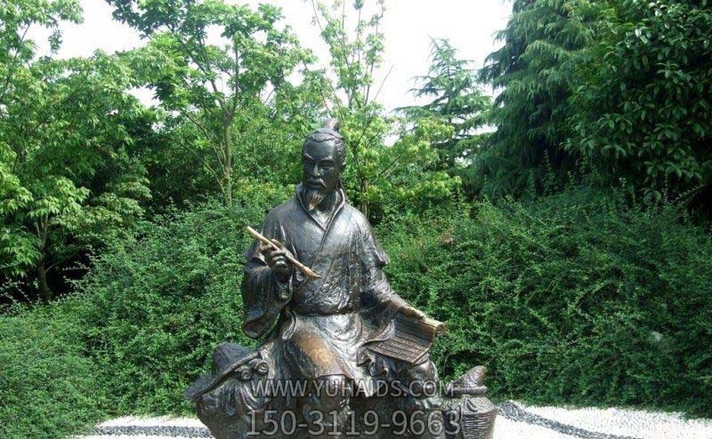 公園拿著毛筆寫(xiě)字的漁翁人物景觀銅雕雕塑