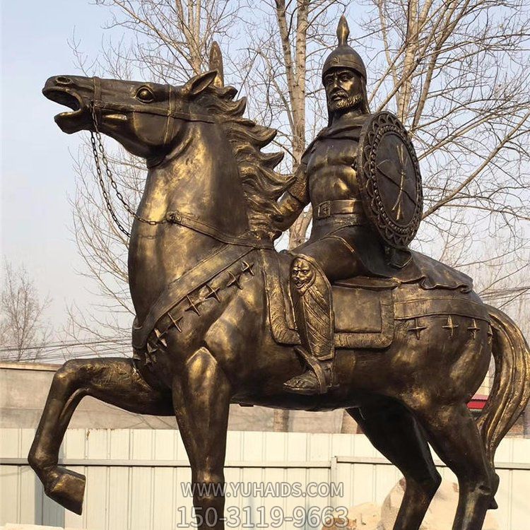 西方古代的騎馬士兵銅雕，手持盾牌騎馬身上的西方戰士雕塑