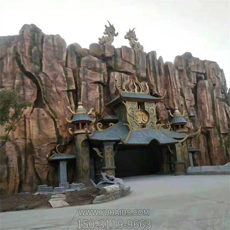 游樂(lè)園玻璃鋼卡通仿古建門頭景觀雕塑