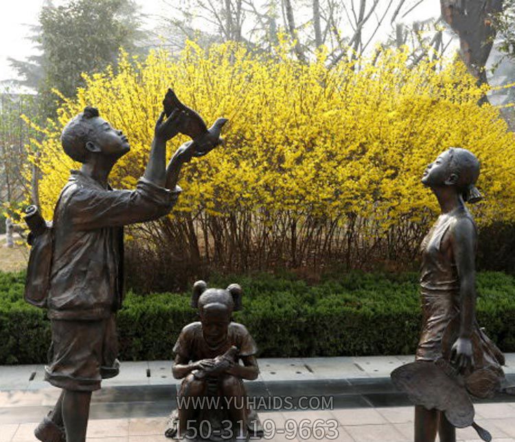 公園銅雕放風箏的兒童雕塑 公園銅雕放風箏的兒童雕塑