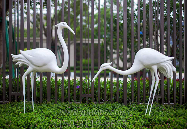 戶外公園創意玻璃鋼兩只丹頂鶴雕塑