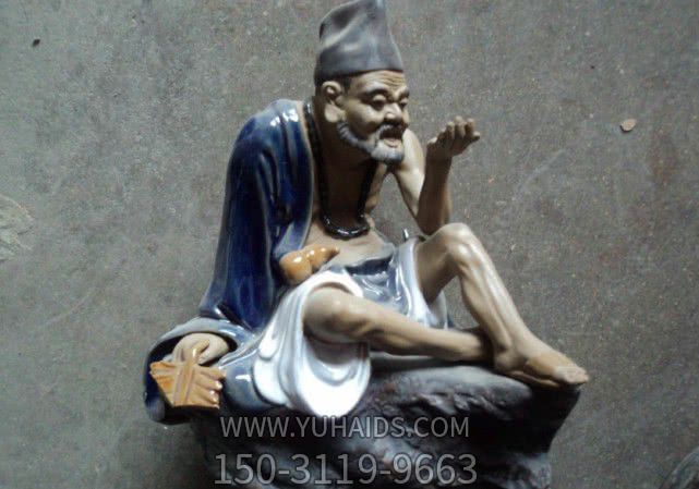 戶(hù)外廣場(chǎng)仿真人物玻璃鋼濟(jì)公雕塑