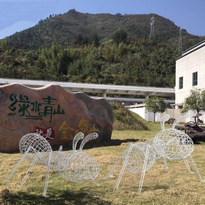 不銹鋼鐵藝螞蟻，鐵絲焊接成的鏤空螞蟻