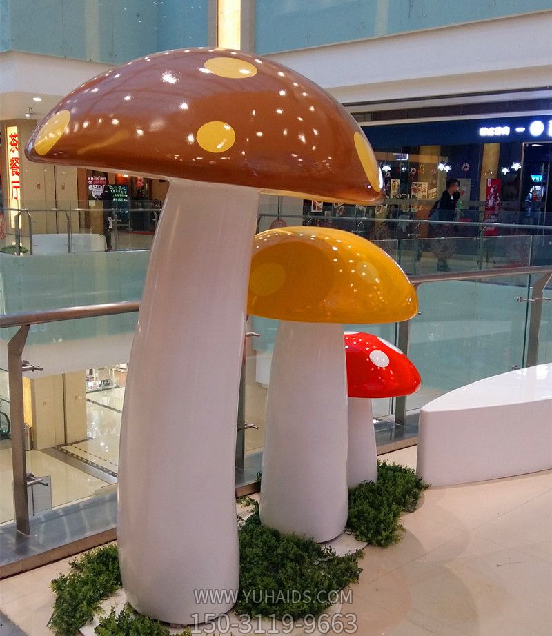 商場DP點(diǎn)展示美陳設(shè)計(jì)制作DP點(diǎn)玻璃鋼蘑菇雕塑開業(yè)美陳制作廠家_17804