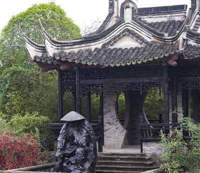定制玻璃鋼仿銅姜太公釣魚(yú)雕塑需要多少錢(qián)？