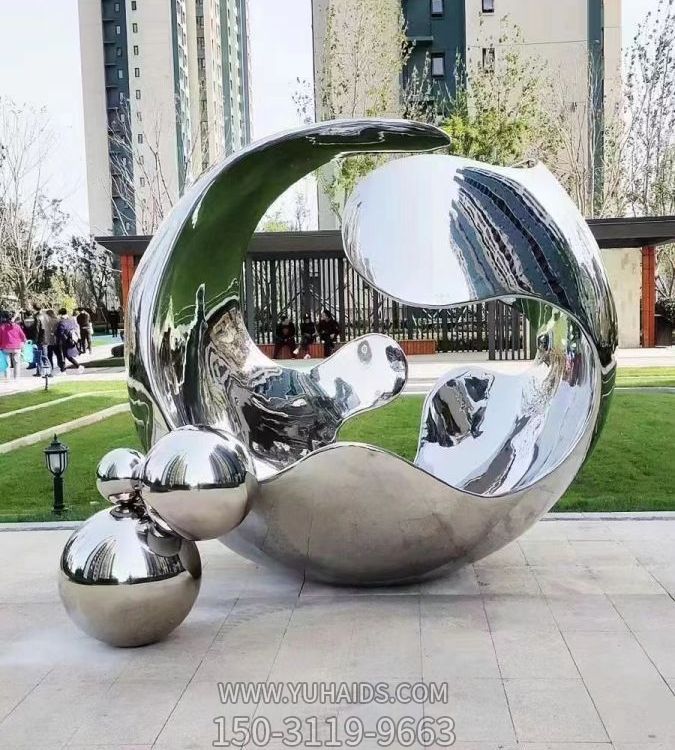 鏤空?qǐng)A環(huán)造型 戶外大型廣場不銹鋼鏡面創(chuàng)意抽象月牙雕塑