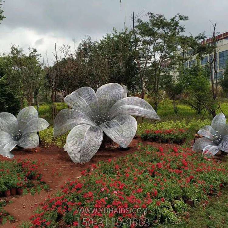 小區花園擺放不銹鋼拉絲花朵景觀雕塑