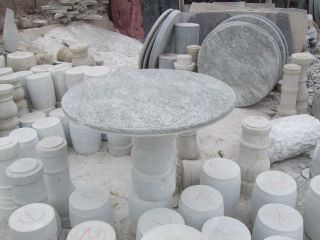 花崗巖雕塑和大理石雕塑區別與特性